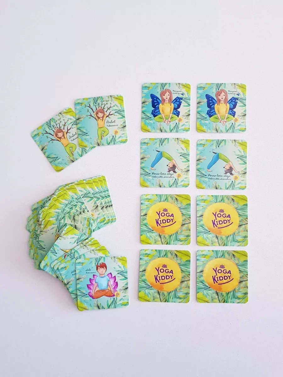 Détail du matériel du jeu memory de yoga pour enfants : cartes et sac nomade